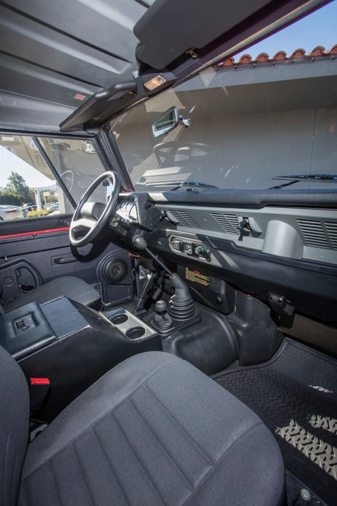 1995 Land Rover Defender 90 - Image 15 of 19