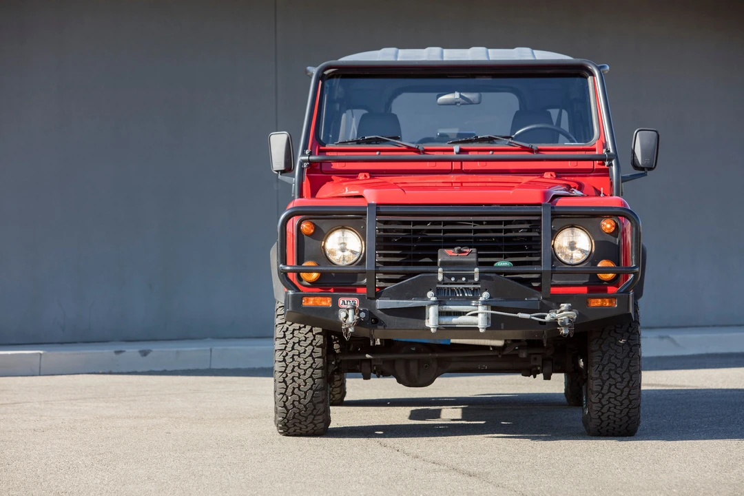 1995 Land Rover Defender 90 - Image 6 of 19