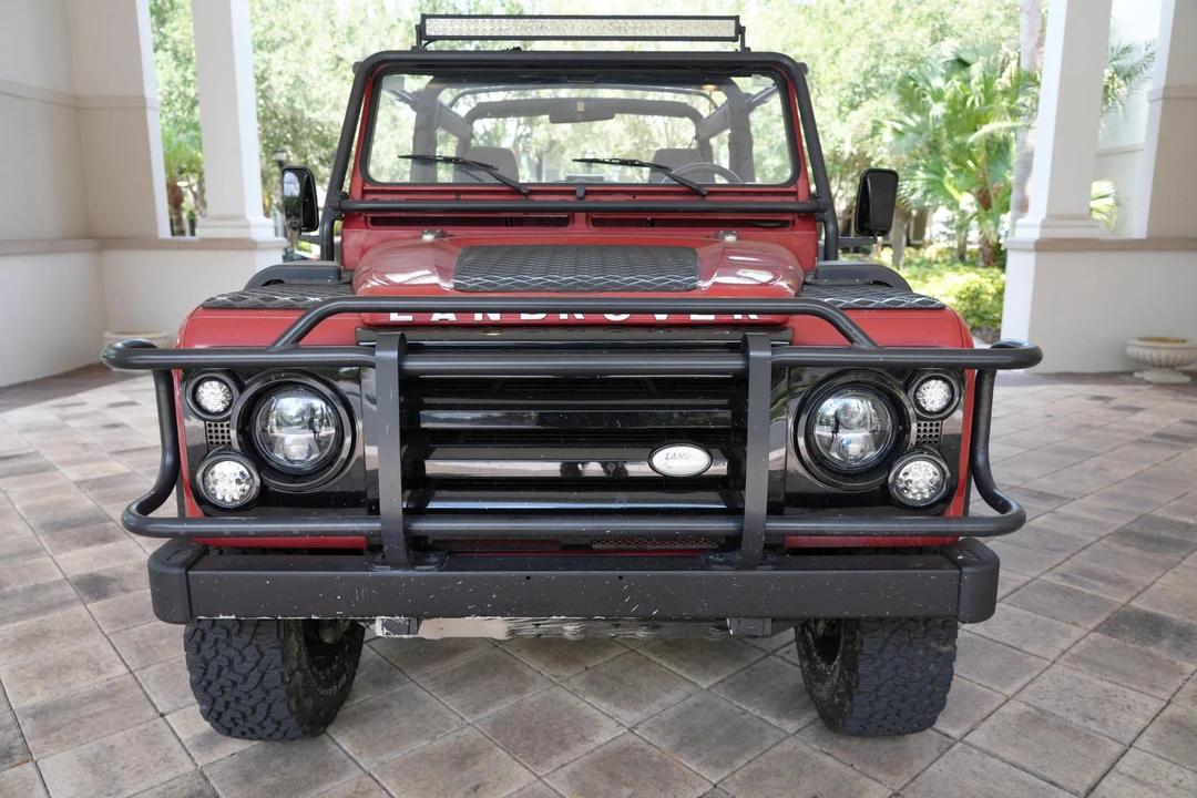 1995 Land Rover Defender 90 - Image 4 of 31