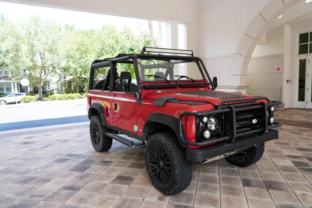 1995 Land Rover Defender 90 - Image 5 of 31