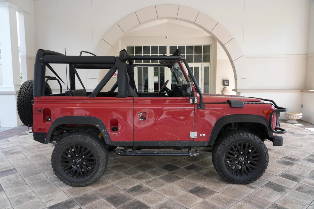 1995 Land Rover Defender 90 - Image 6 of 31