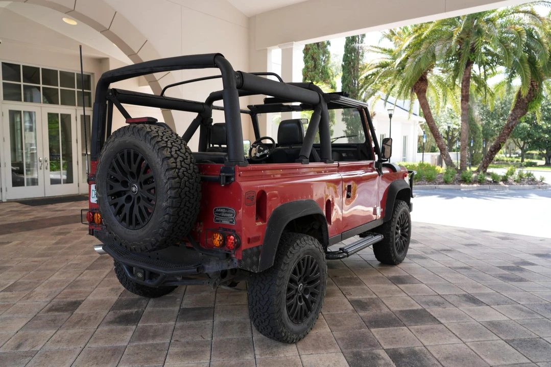 1995 Land Rover Defender 90 - Image 7 of 31