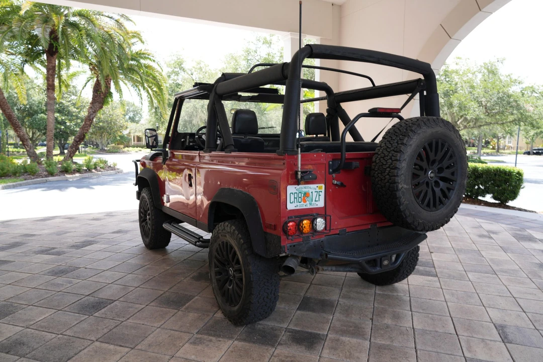 1995 Land Rover Defender 90 - Image 9 of 31