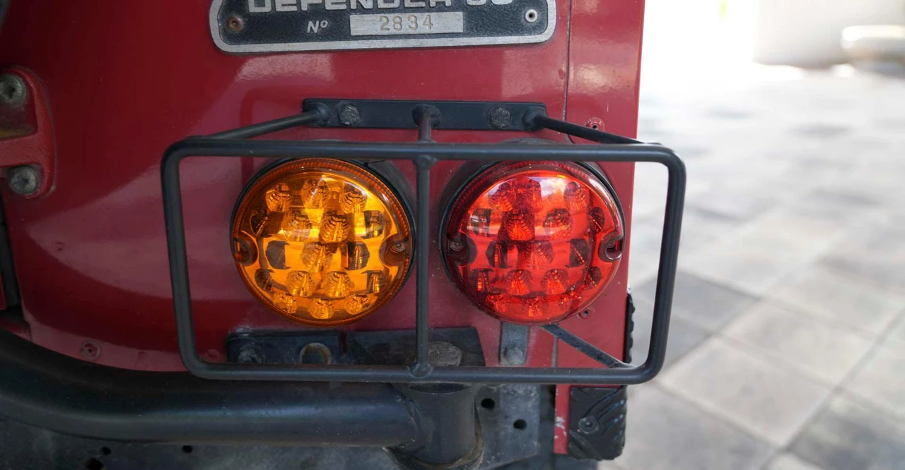 1995 Land Rover Defender 90 - Image 28 of 31