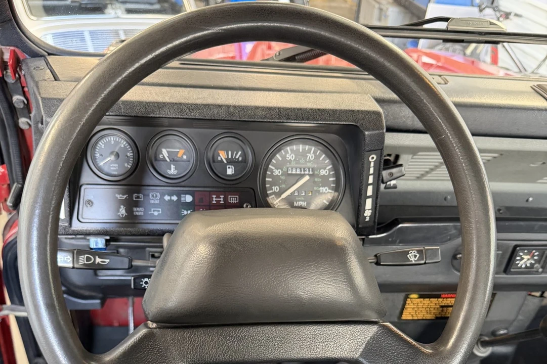 1995 Land Rover Defender 90 - Image 7 of 9
