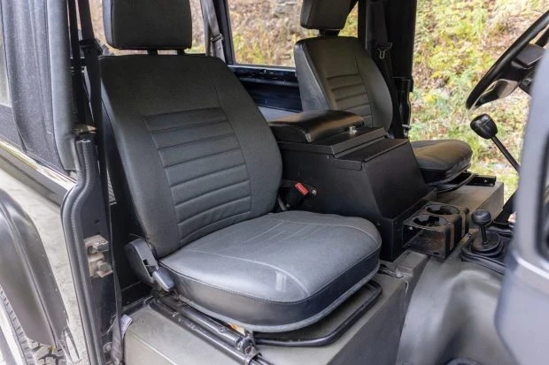 1995 Land Rover Defender 90 - Image 4 of 7