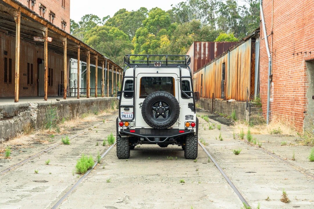 1995 Land Rover Defender 90 - Image 17 of 31