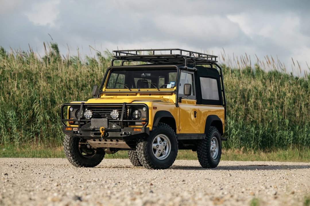 1995 Land Rover Defender 90 - Image 3 of 31