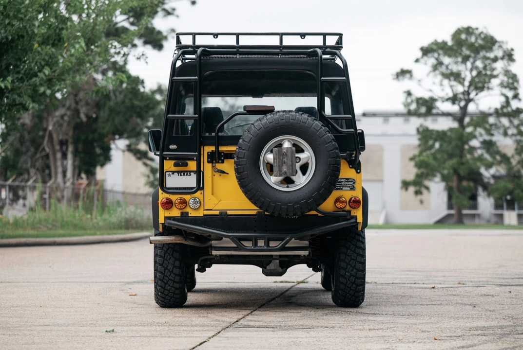 1995 Land Rover Defender 90 - Image 17 of 31