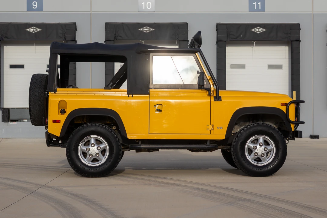1995 Land Rover Defender 90 - Image 11 of 31