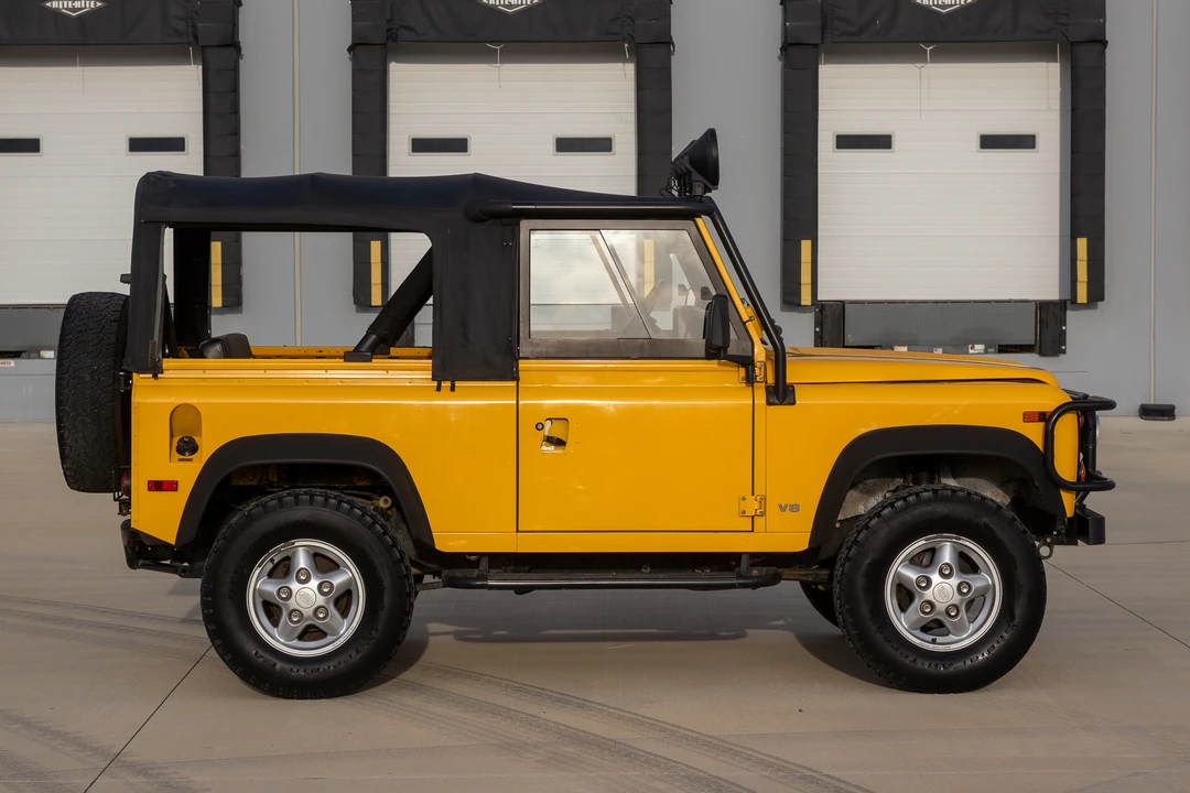 1995 Land Rover Defender 90 - Image 12 of 31