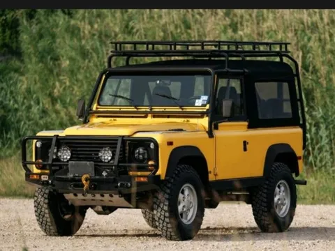 1995 Land Rover Defender 90 NAS S