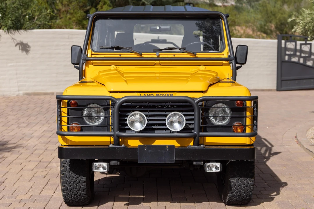1995 Land Rover Defender 90 - Image 2 of 31
