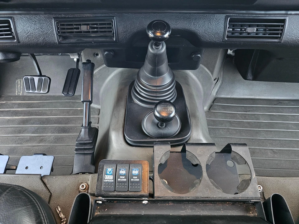 1995 Land Rover Defender 90 - Image 31 of 31