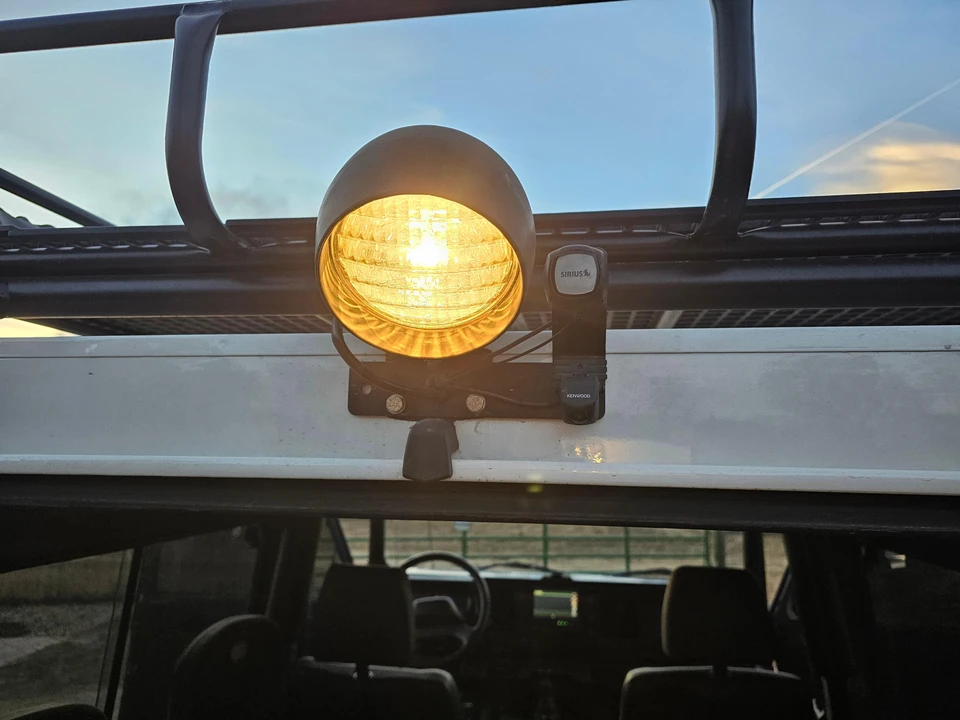 1995 Land Rover Defender 90 - Image 14 of 31