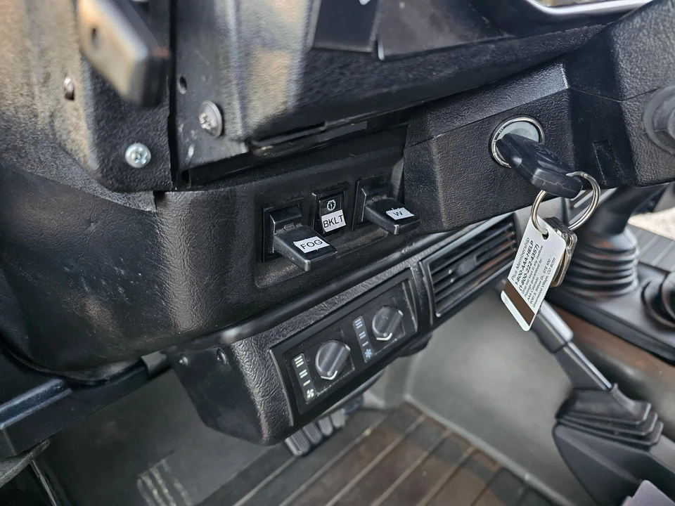 1995 Land Rover Defender 90 - Image 28 of 31