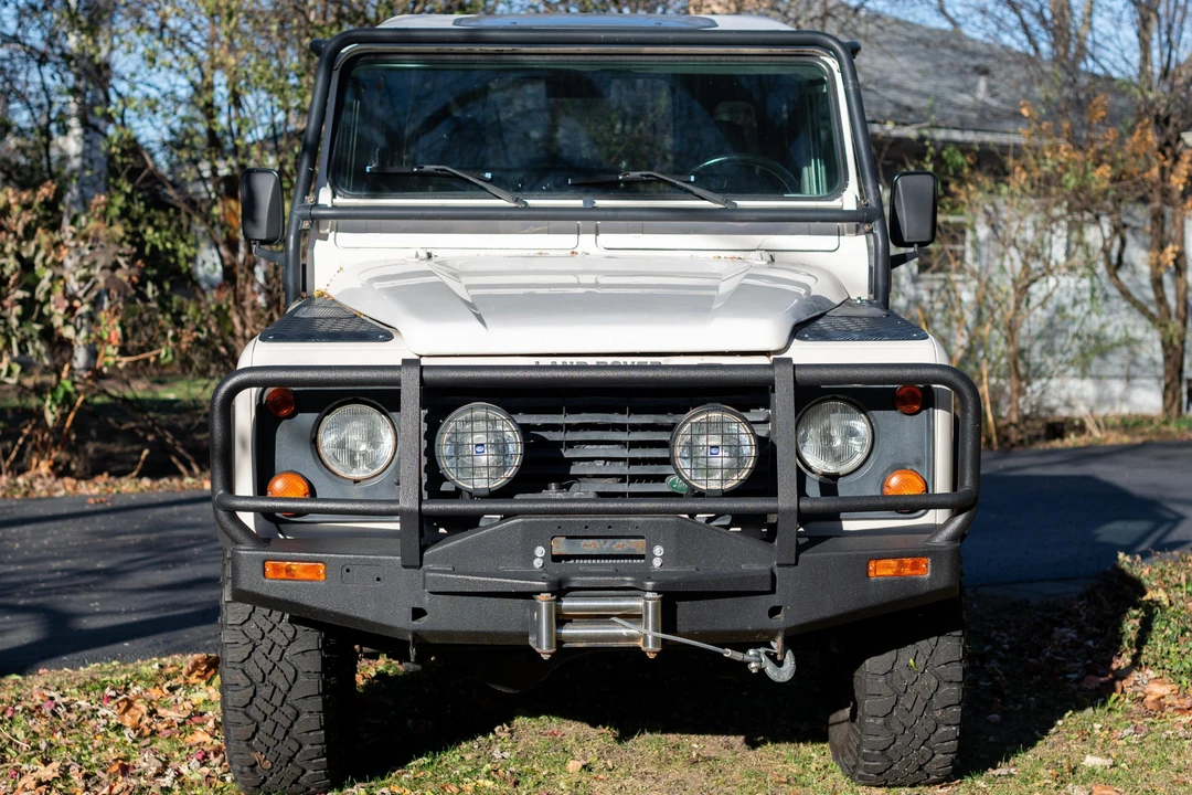 1995 Land Rover Defender 90 - Image 2 of 31