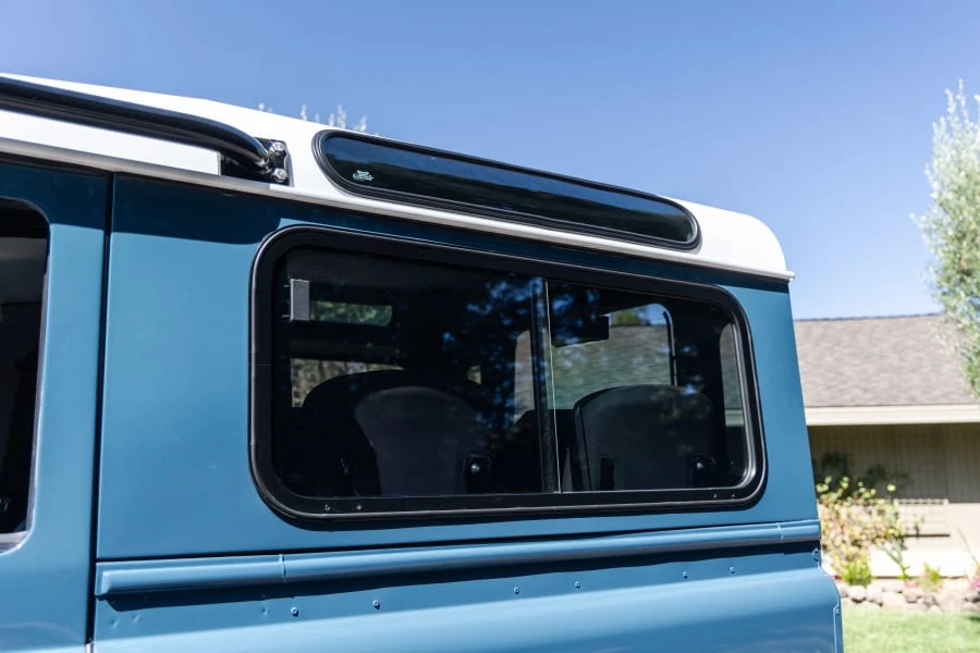 1995 Land Rover Defender 90 - Image 6 of 31