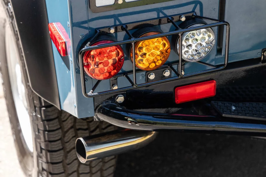 1995 Land Rover Defender 90 - Image 9 of 31