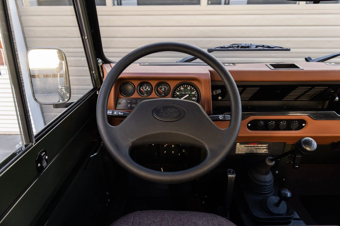 1995 Land Rover Defender 90 - Image 5 of 7