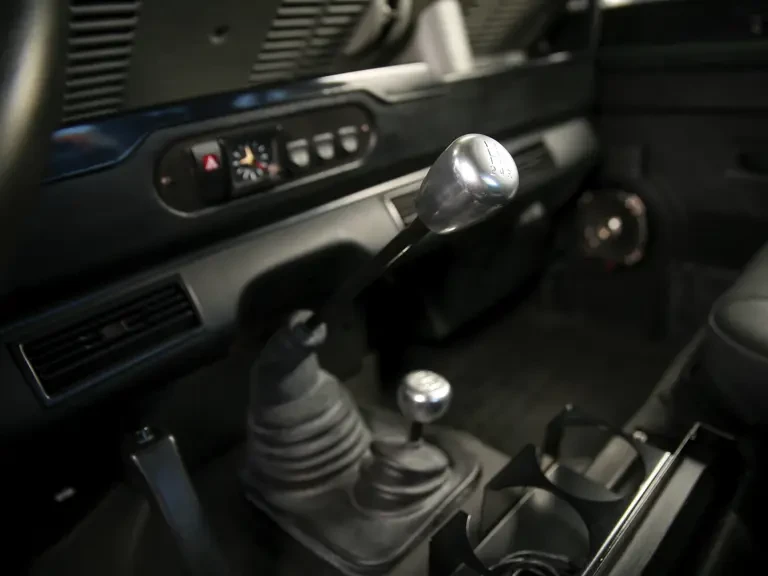 1995 Land Rover Defender 90 - Image 14 of 31