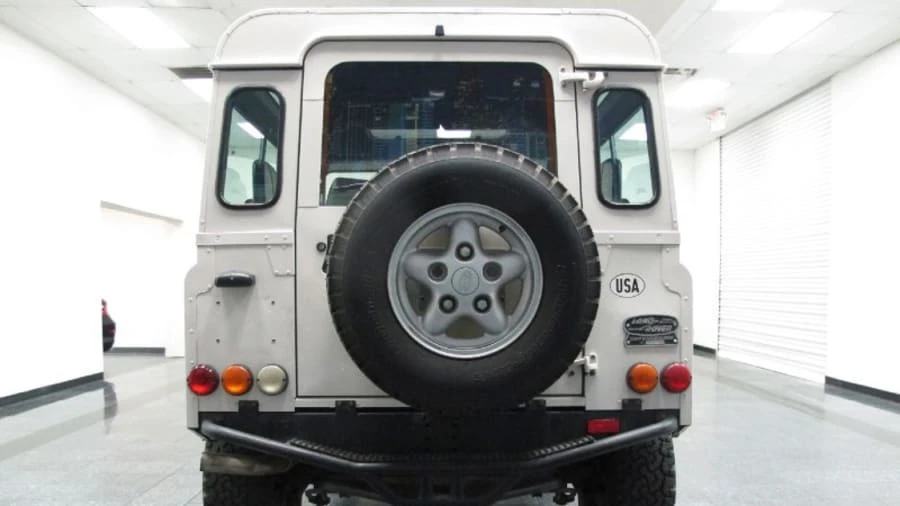 1995 Land Rover Defender 90 - Image 4 of 9