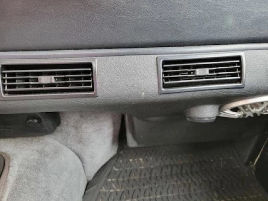 1995 Land Rover Defender 90 - Image 31 of 31