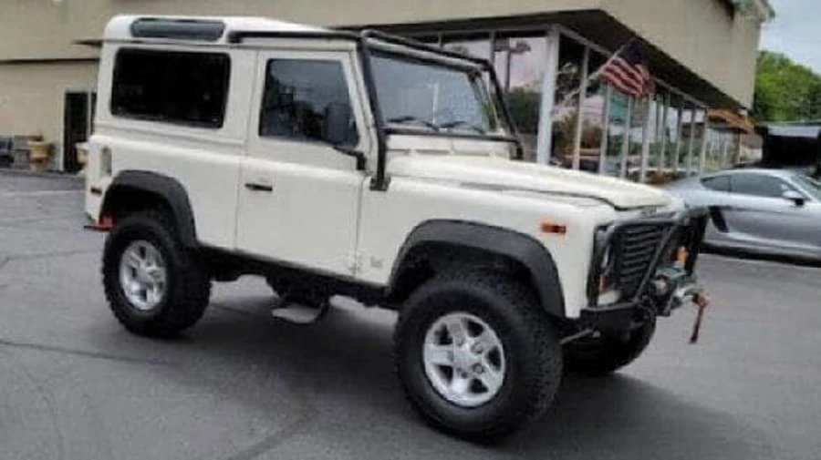 1995 Land Rover Defender 90 - Image 9 of 31