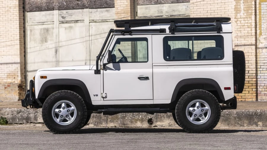1995 Land Rover Defender 90 - Image 2 of 27
