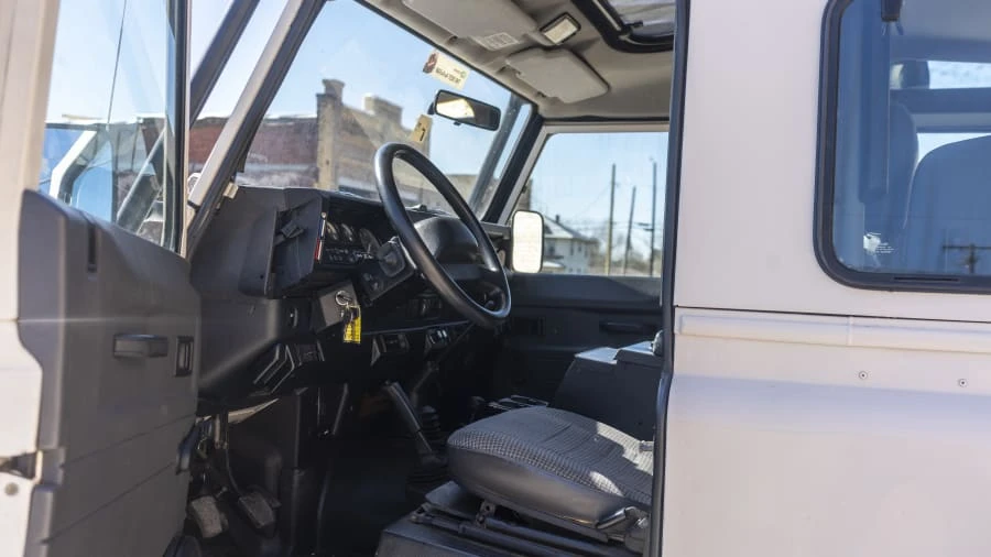 1995 Land Rover Defender 90 - Image 4 of 27