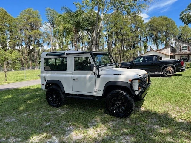 1995 Land Rover Defender 90 - Image 3 of 12