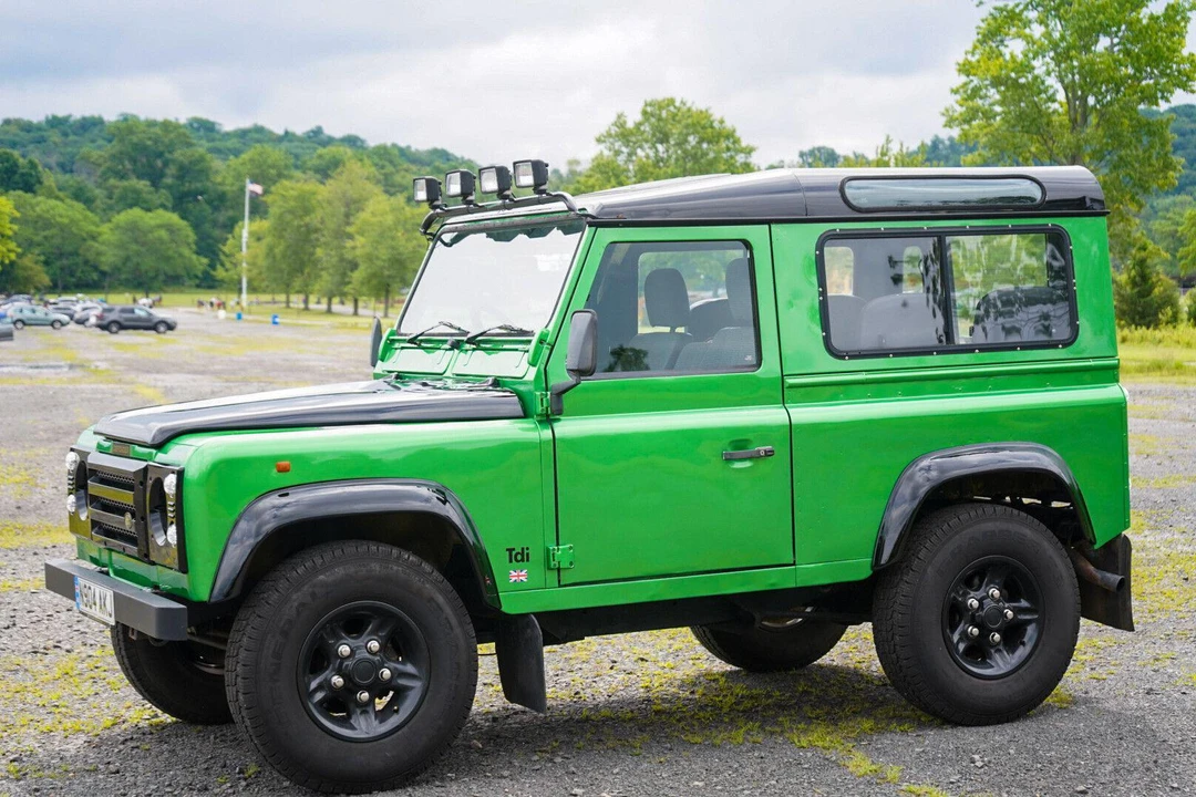 1995 Land Rover Defender 90 - Image 10 of 27