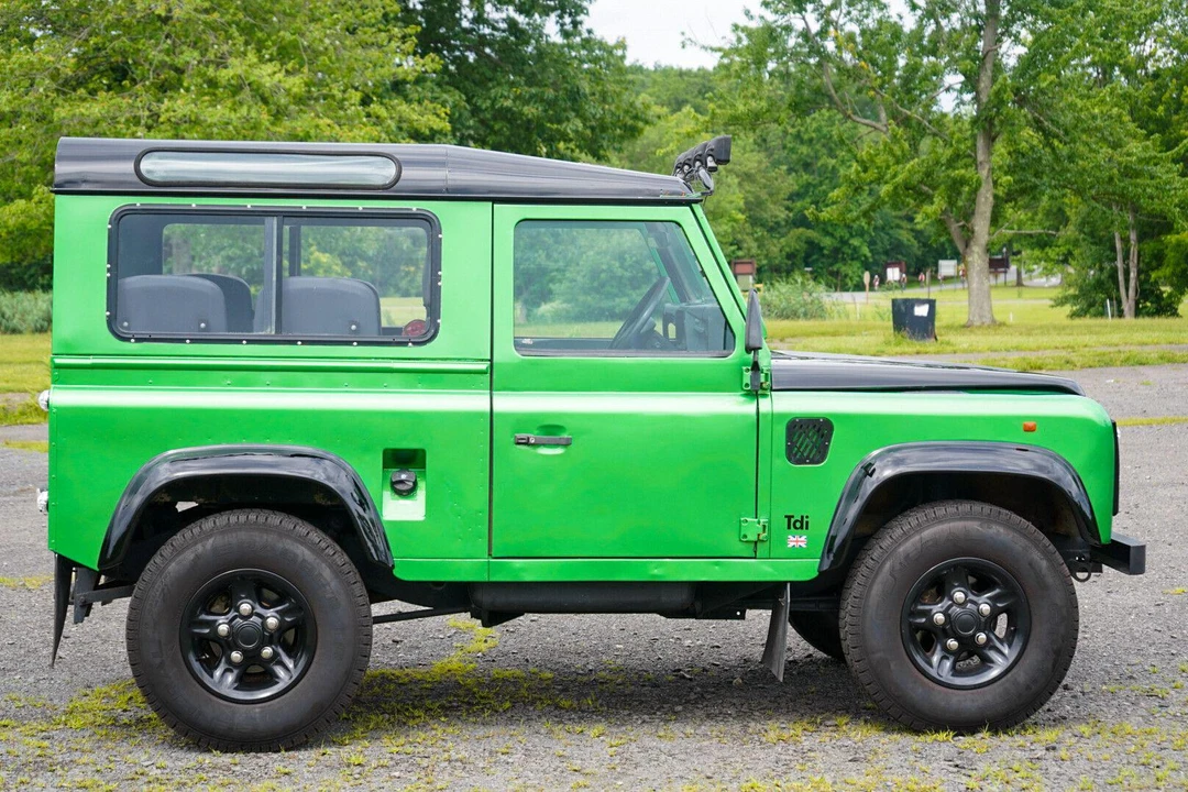 1995 Land Rover Defender 90 - Image 17 of 27