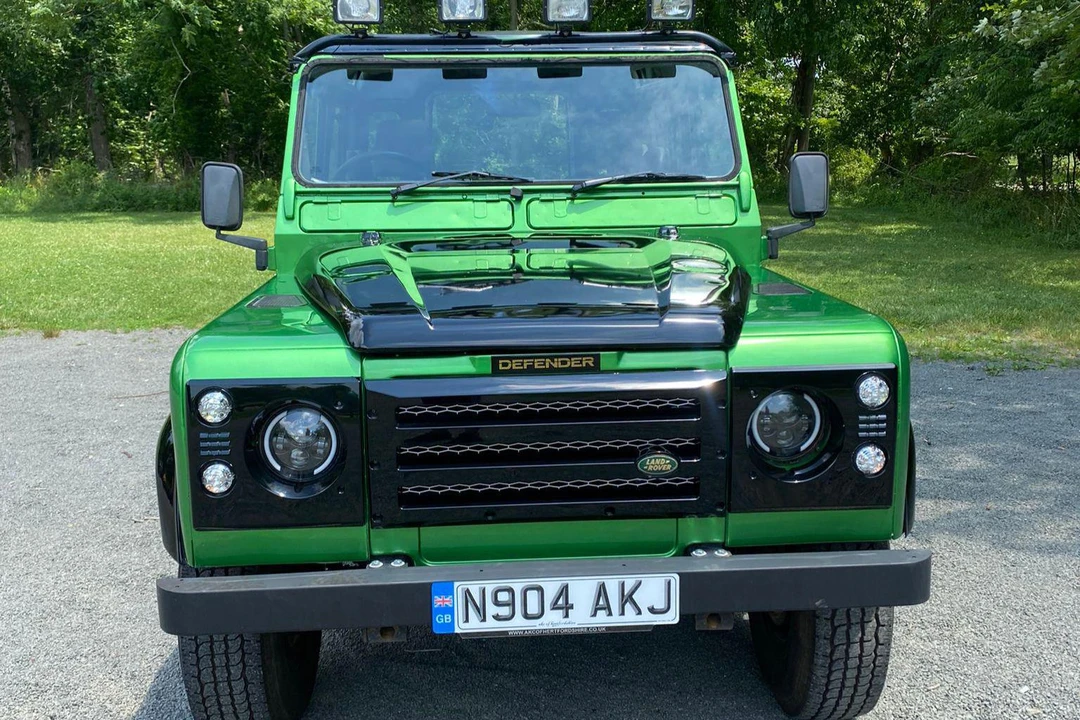 1995 Land Rover Defender 90 - Image 2 of 27