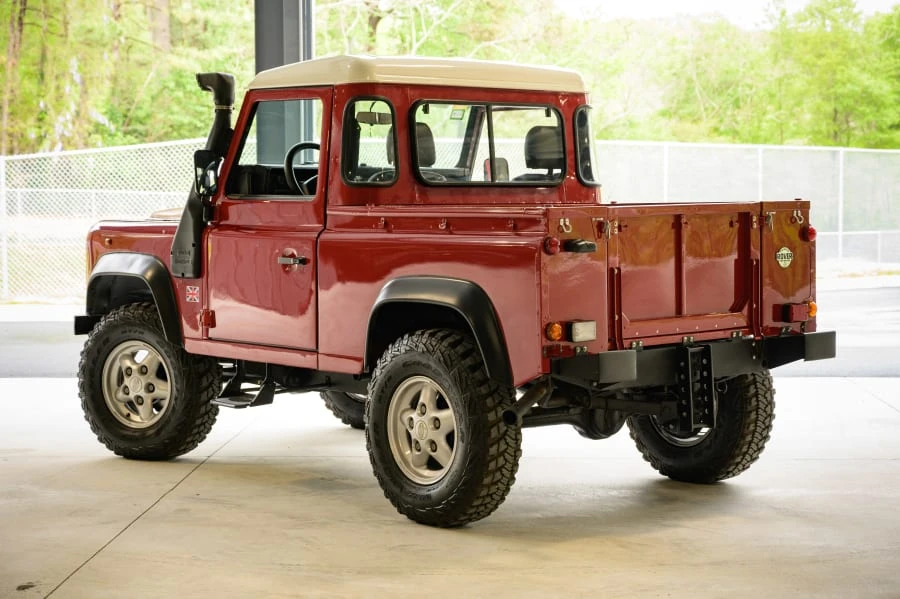 1995 Land Rover Defender 90 - Image 2 of 11