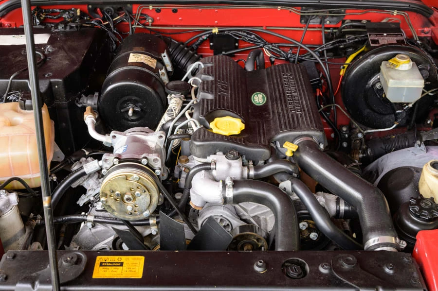 1995 Land Rover Defender 90 - Image 7 of 11