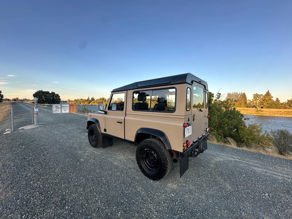 1995 Land Rover Defender 90 - Image 14 of 31