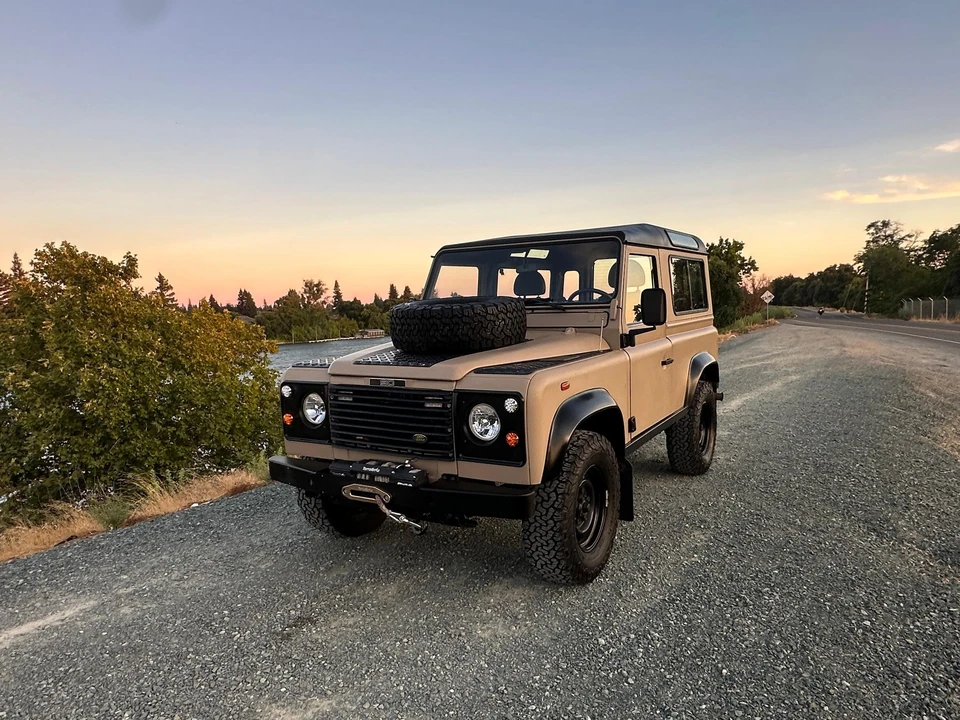 1995 Land Rover Defender 90 - Image 9 of 31