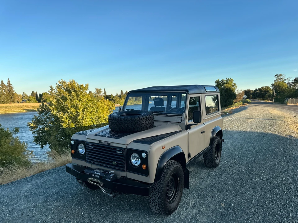 1995 Land Rover Defender 90 - Image 10 of 31