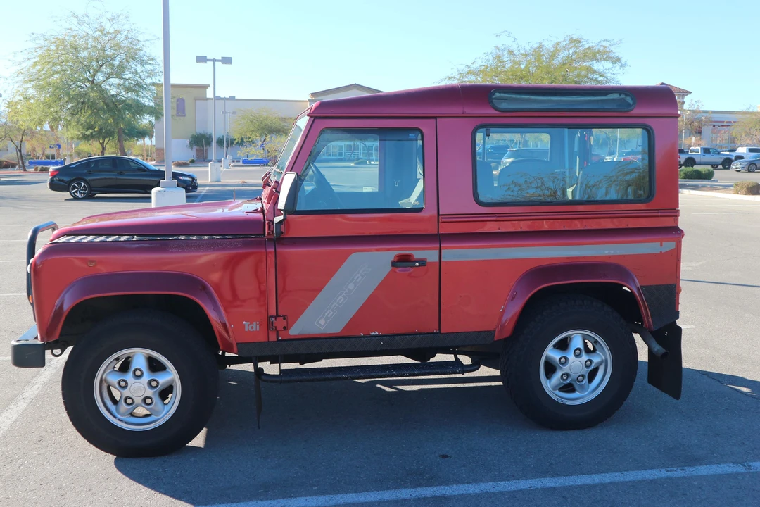 1995 Land Rover Defender 90 - Image 8 of 31