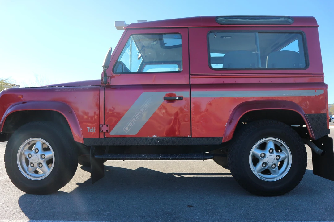 1995 Land Rover Defender 90 - Image 25 of 31
