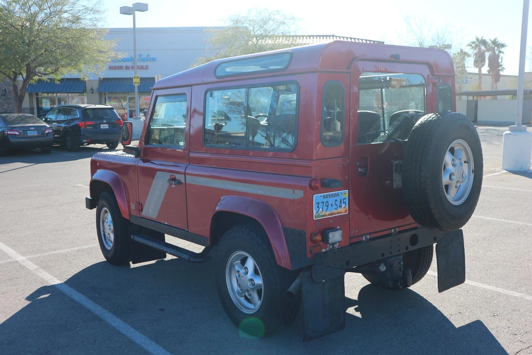 1995 Land Rover Defender 90 - Image 10 of 31