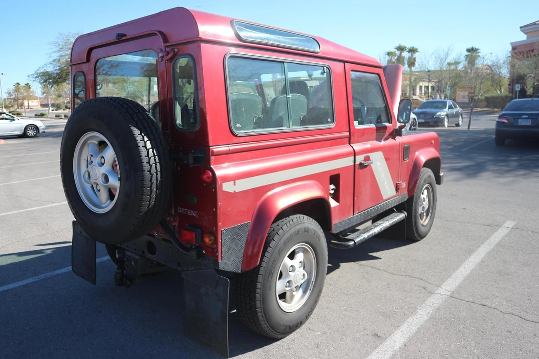 1995 Land Rover Defender 90 - Image 4 of 31