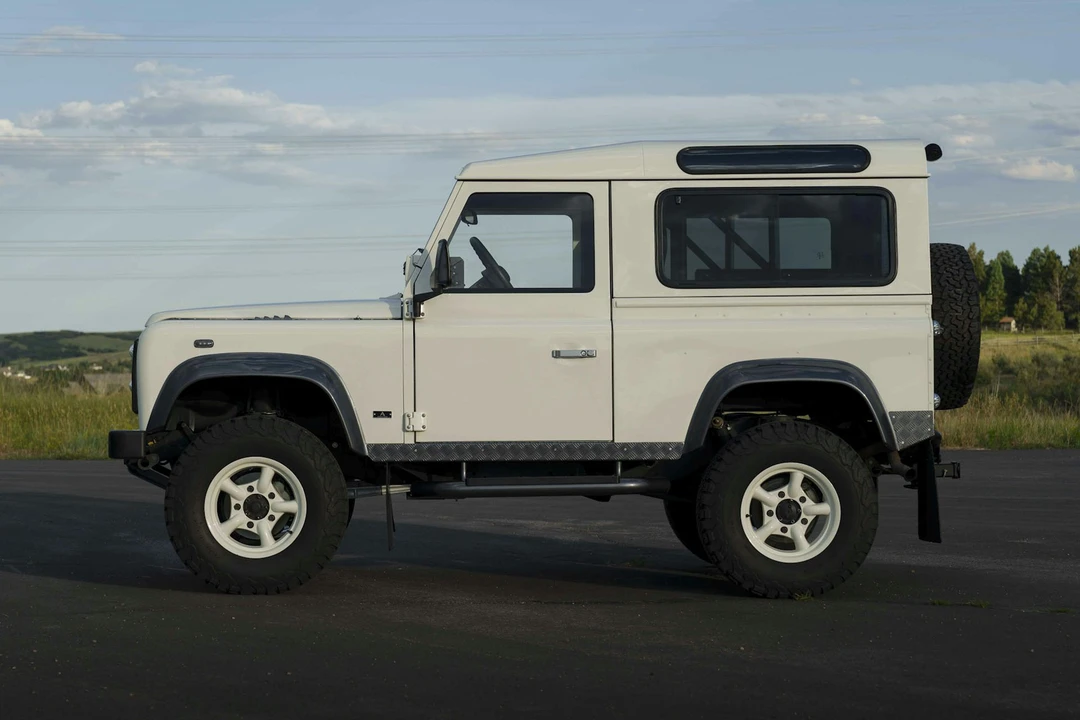 1995 Land Rover Defender 90 - Image 6 of 31