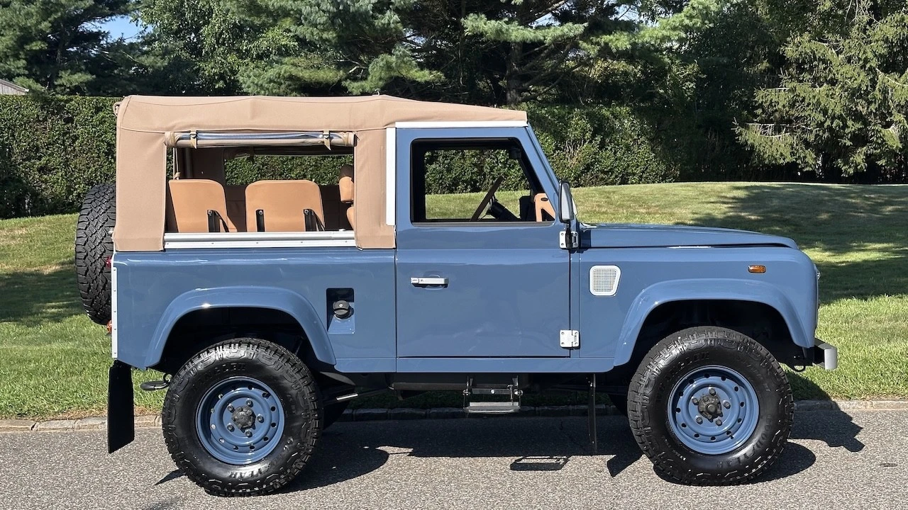 1995 Land Rover Defender - Image 9 of 31