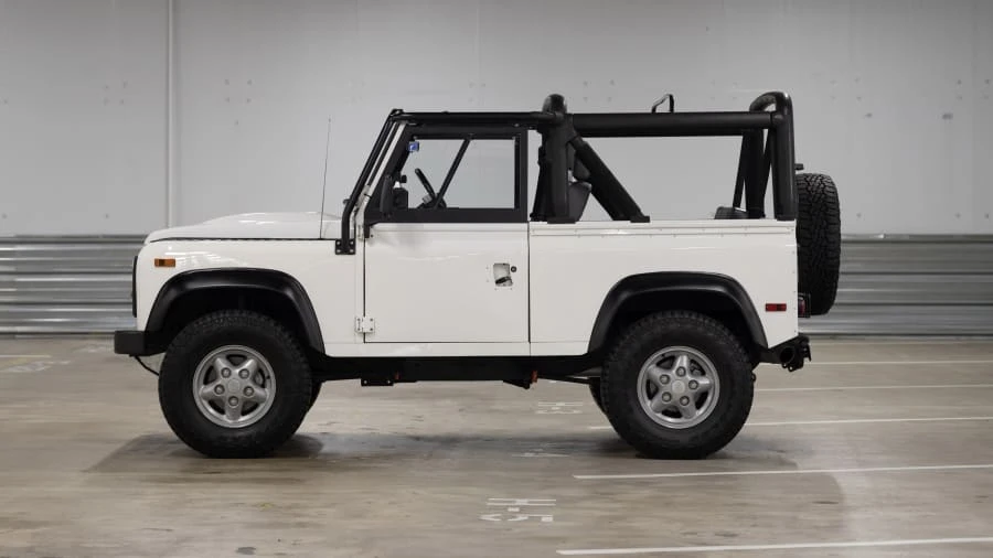 1995 Land Rover Defender - Image 2 of 22