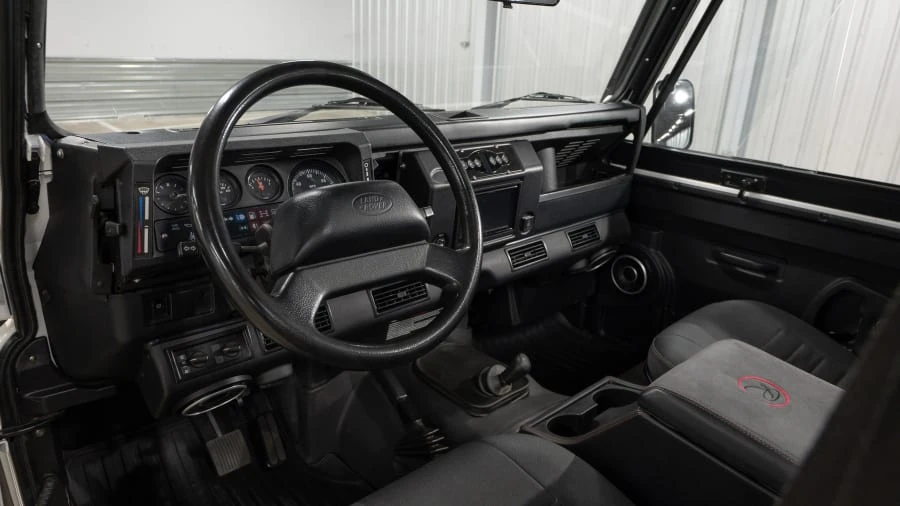 1995 Land Rover Defender - Image 4 of 22