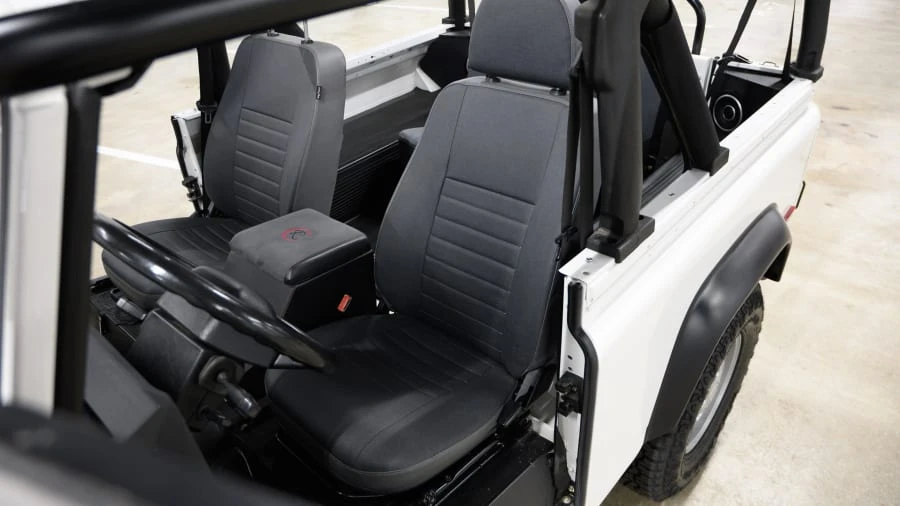 1995 Land Rover Defender - Image 8 of 22