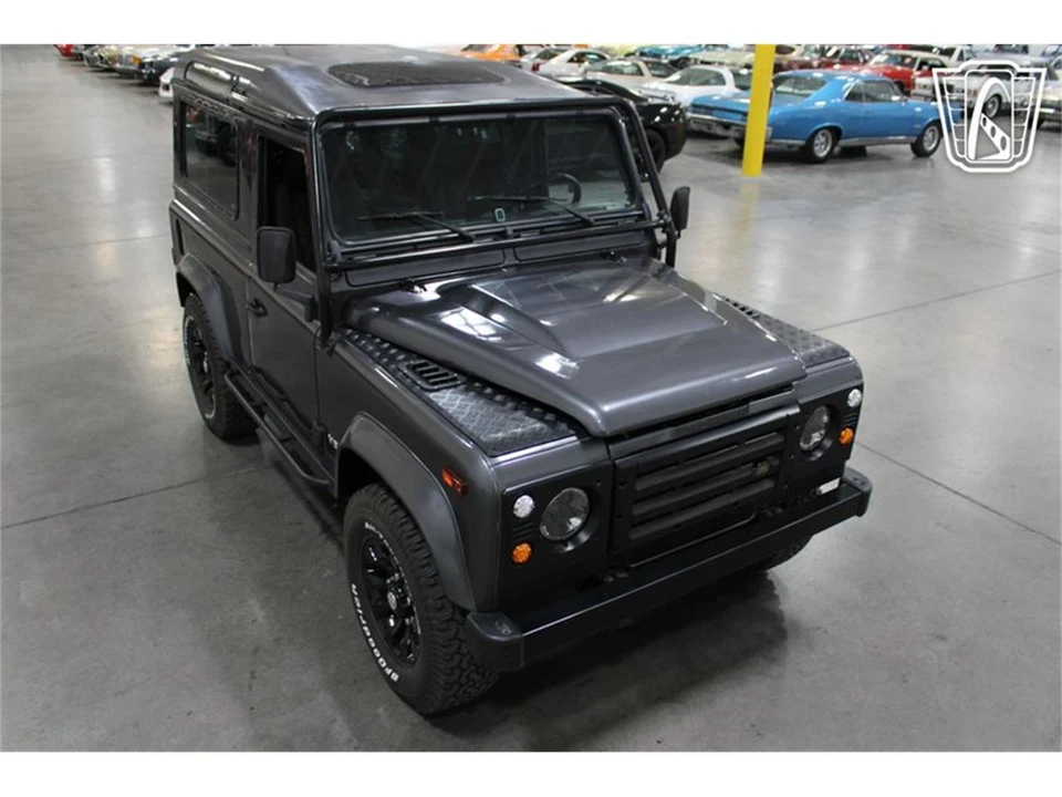 1995 Land Rover Defender - Image 9 of 31