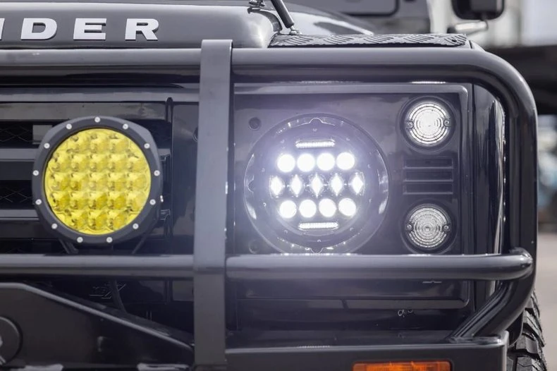 1995 Land Rover Defender - Image 9 of 25